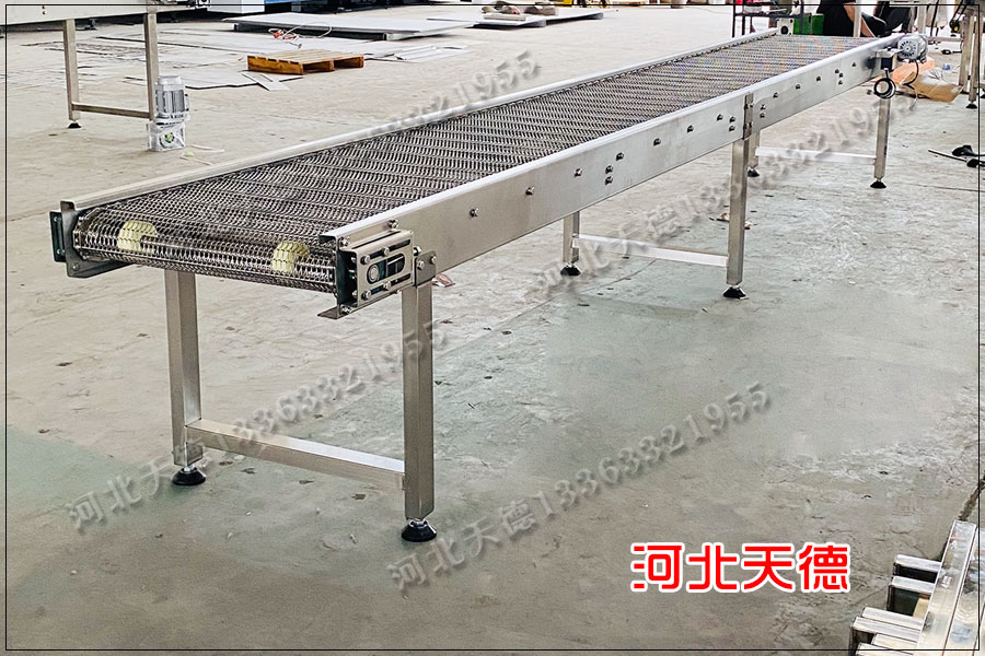網(wǎng)帶輸送機(jī)